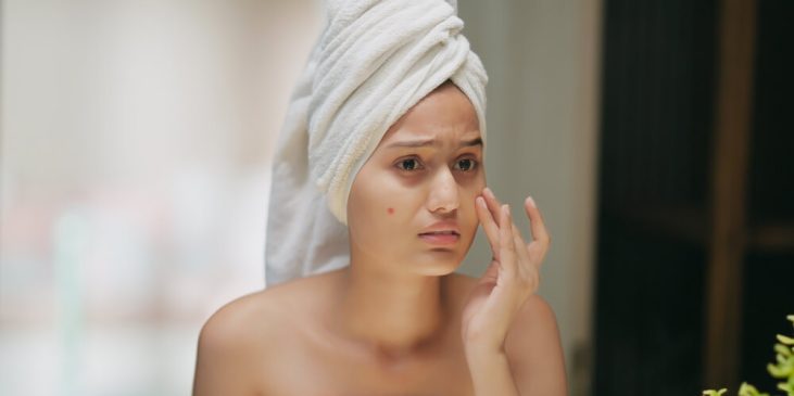 woman skin pollution